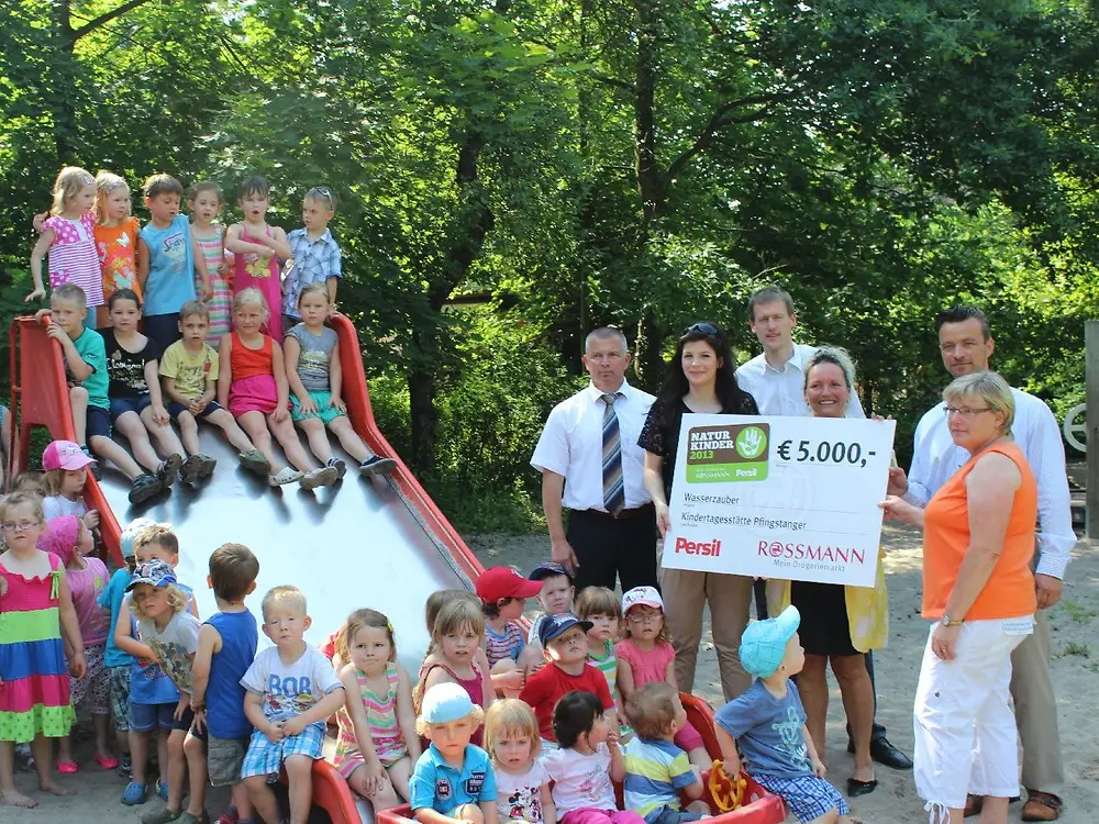 Die Kindertagesstätte Pfingstanger in Sandersdorf-Brehna baut mit den 5.000 Euro eine Wasser-Erlebniswelt